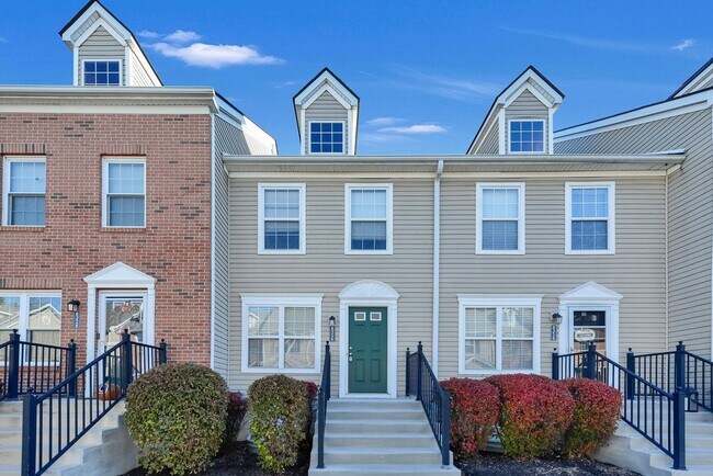 Building Photo - 8326 Bruntsfield Rd