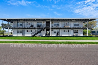 Building Photo - 680 22nd Ave S