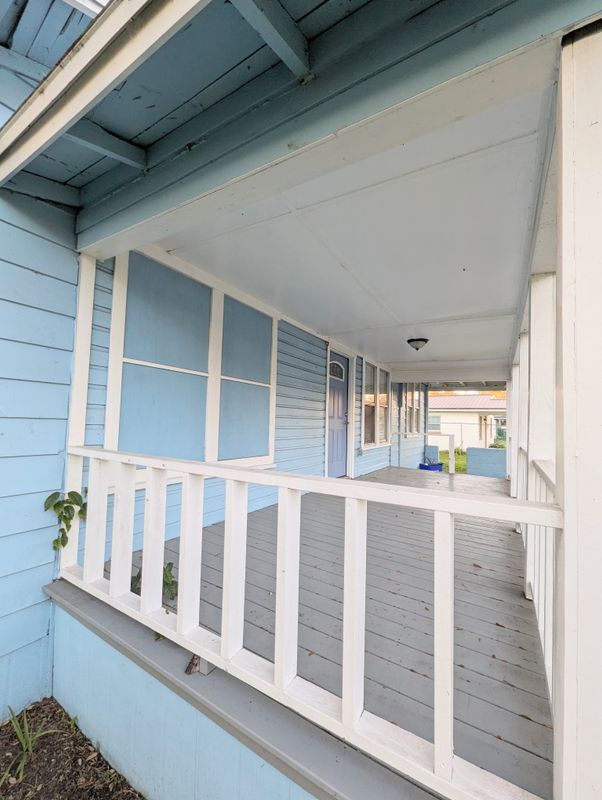 Foto del edificio - 718 Pecan Ave