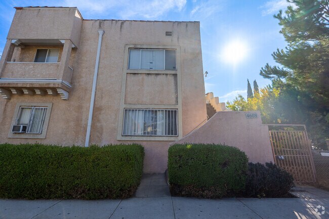 Building Photo - 4608 Melbourne Ave