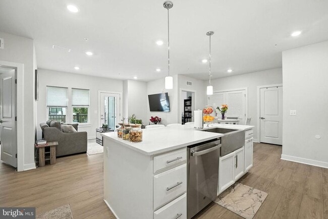 Building Photo - 12865 Mosaic Pk Wy