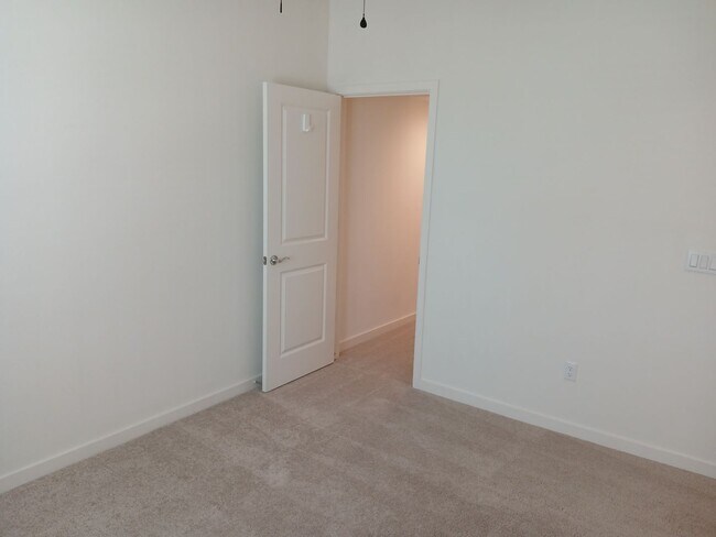 Foto del edificio - 1284 Warmth Ct