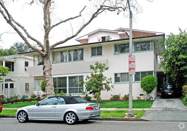 Foto del edificio - 144 S Bedford Dr