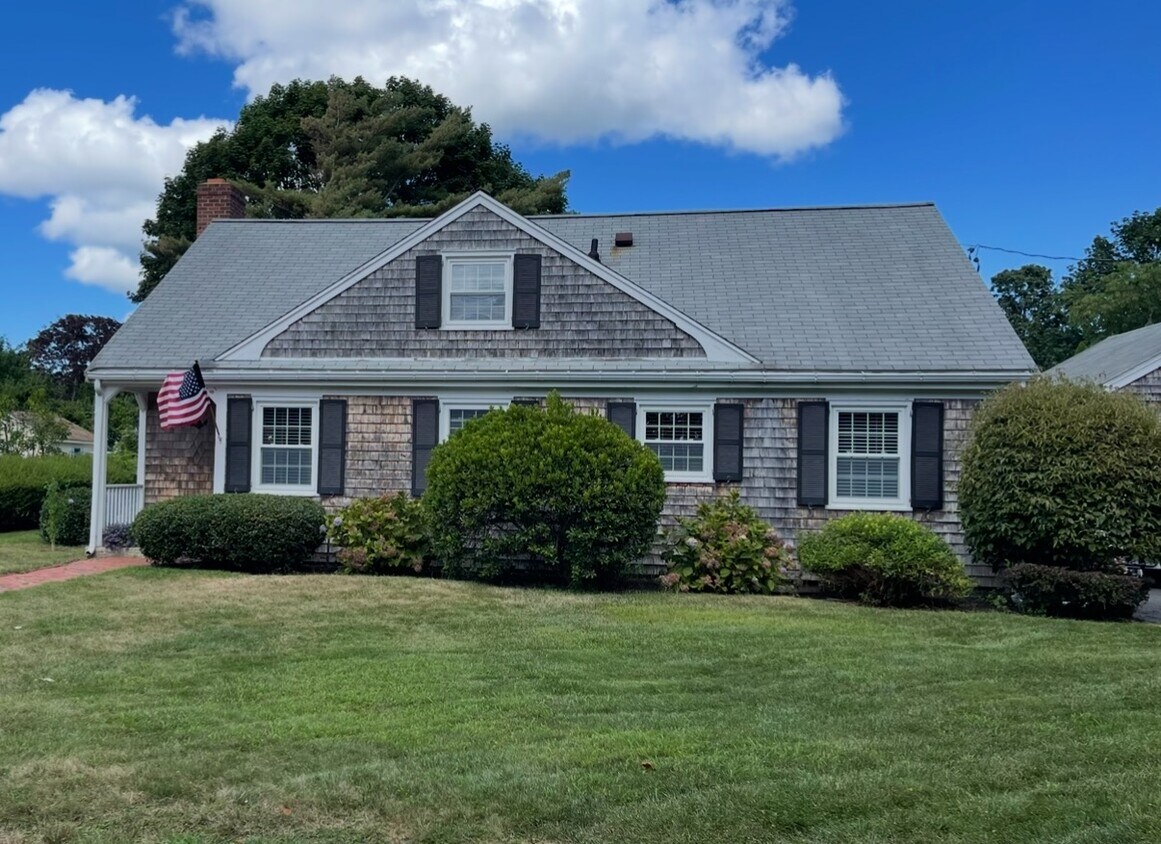 Foto principal - 90 Fairview Ave