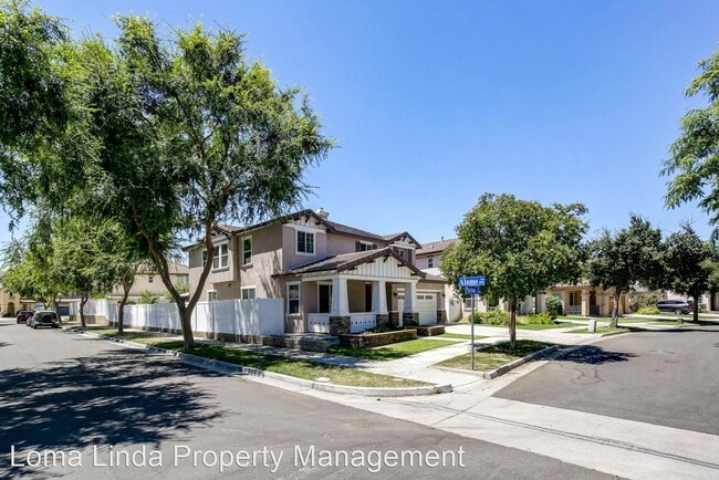 Building Photo - 6 br, 3 bath House - 26077 Paxton Place