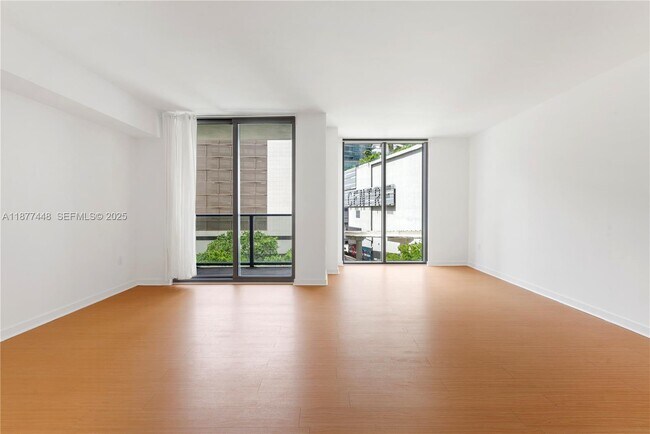 Foto del edificio - 31 SE 6th St