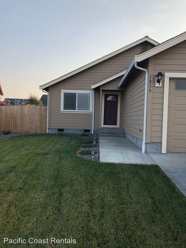 Primary Photo - 3 br, 2 bath House - 1835 Linda Way