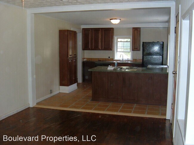 Foto del edificio - 2 br, 1 bath House - 330 Cleveland Avenue