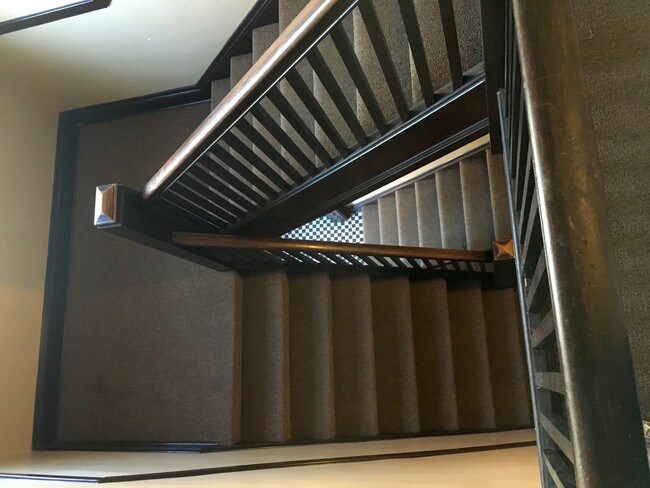 Foto del edificio - 547 E 73rd St