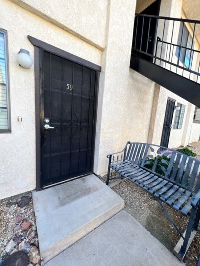 Building Photo - 1190 Ramar Rd
