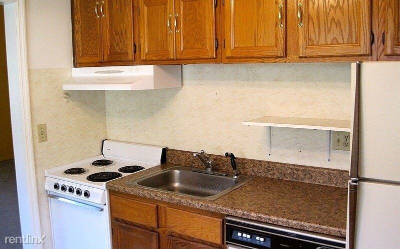 Primary Photo - 1 br, 1 bath Condo - 4 Farview Terrace 17