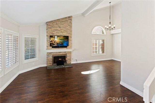 Foto del edificio - 21451 Sterling Dr