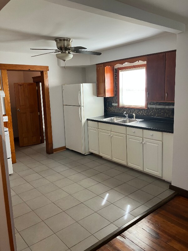 Foto del edificio - 2907 Oakwood Ave
