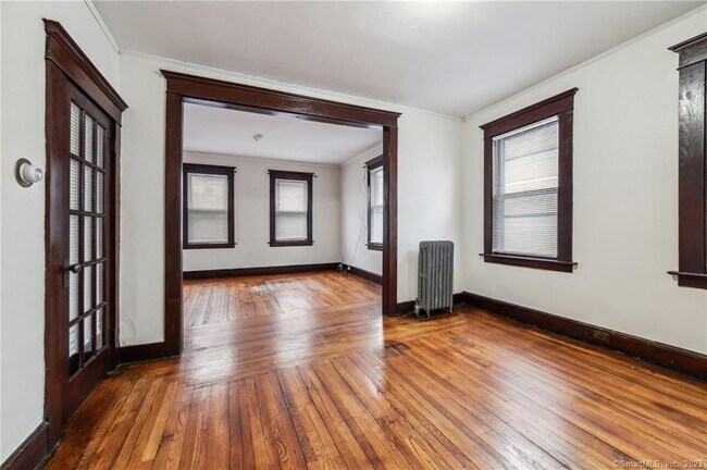 Foto del edificio - 165 Captain Thomas Blvd