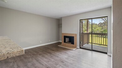 Building Photo - 2501 Gulf Fwy