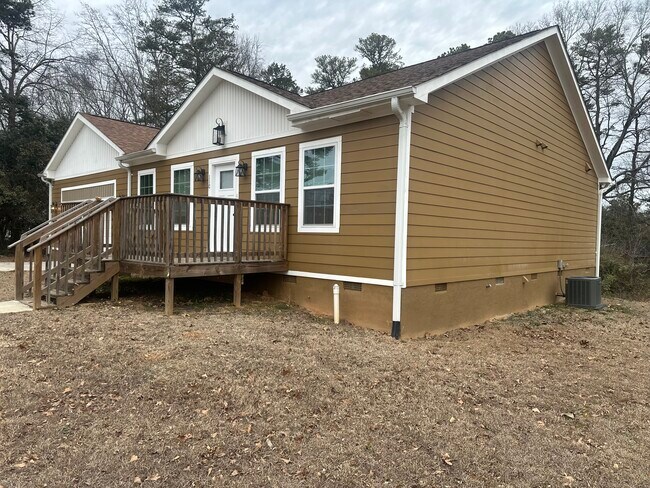 Building Photo - 110 Kensington Dr