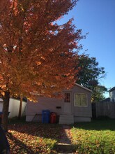 Building Photo - 959 W 2nd St