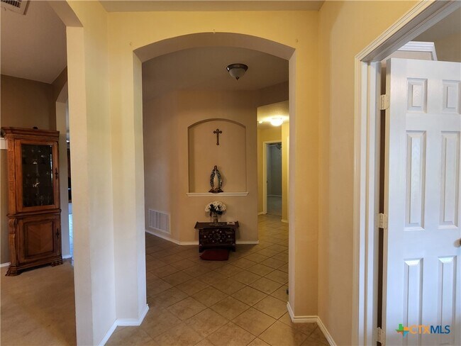 Foto del edificio - 2602 Red Fern Dr