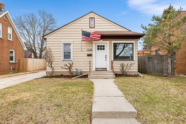 Front of home - 1450 S 20th St