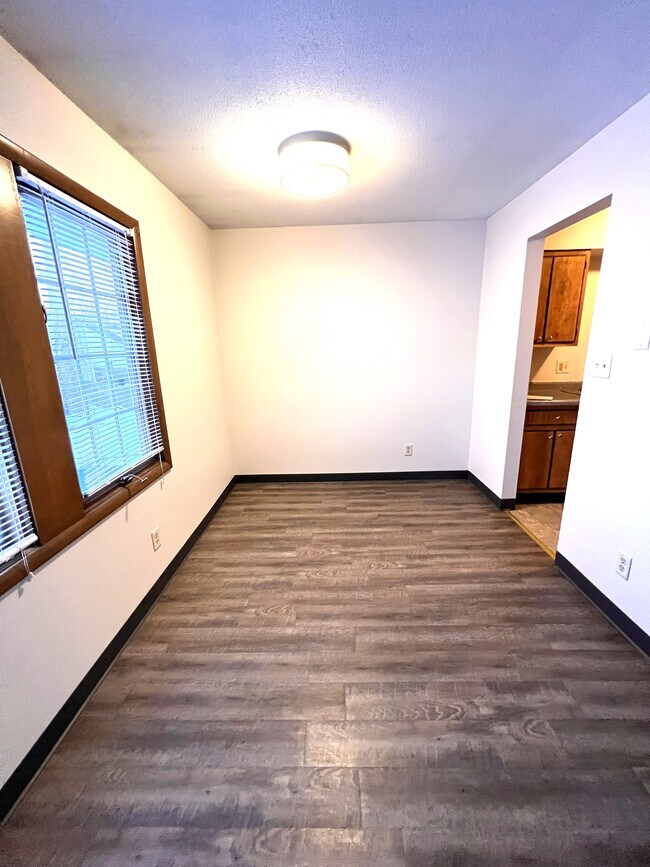 Foto del edificio - Continental Terrace II