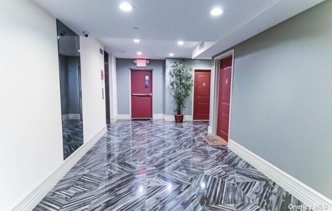 Foto del edificio - 85-15 120th St