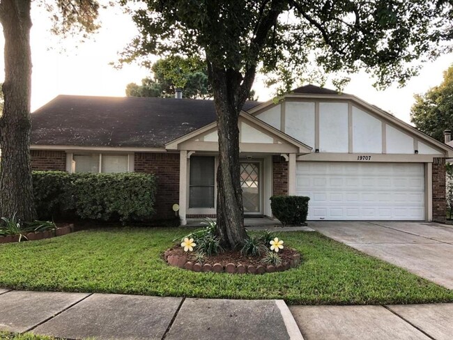 Foto del edificio - 19707 Auburn Park Ln