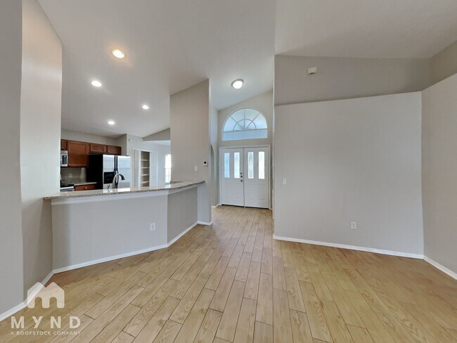 Building Photo - 2707 Osprey Creek Ln