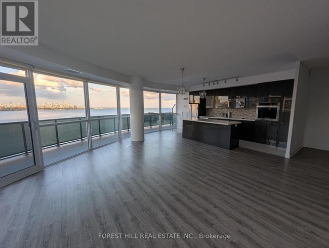 Building Photo - 80 Marine Parade Dr