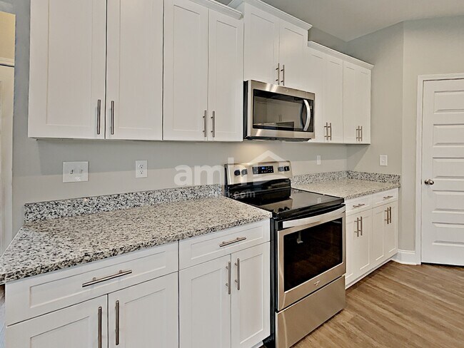 Foto del edificio - 5107 Sunset Ridge Ln