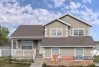 Building Photo - 3094 Burdock Dr