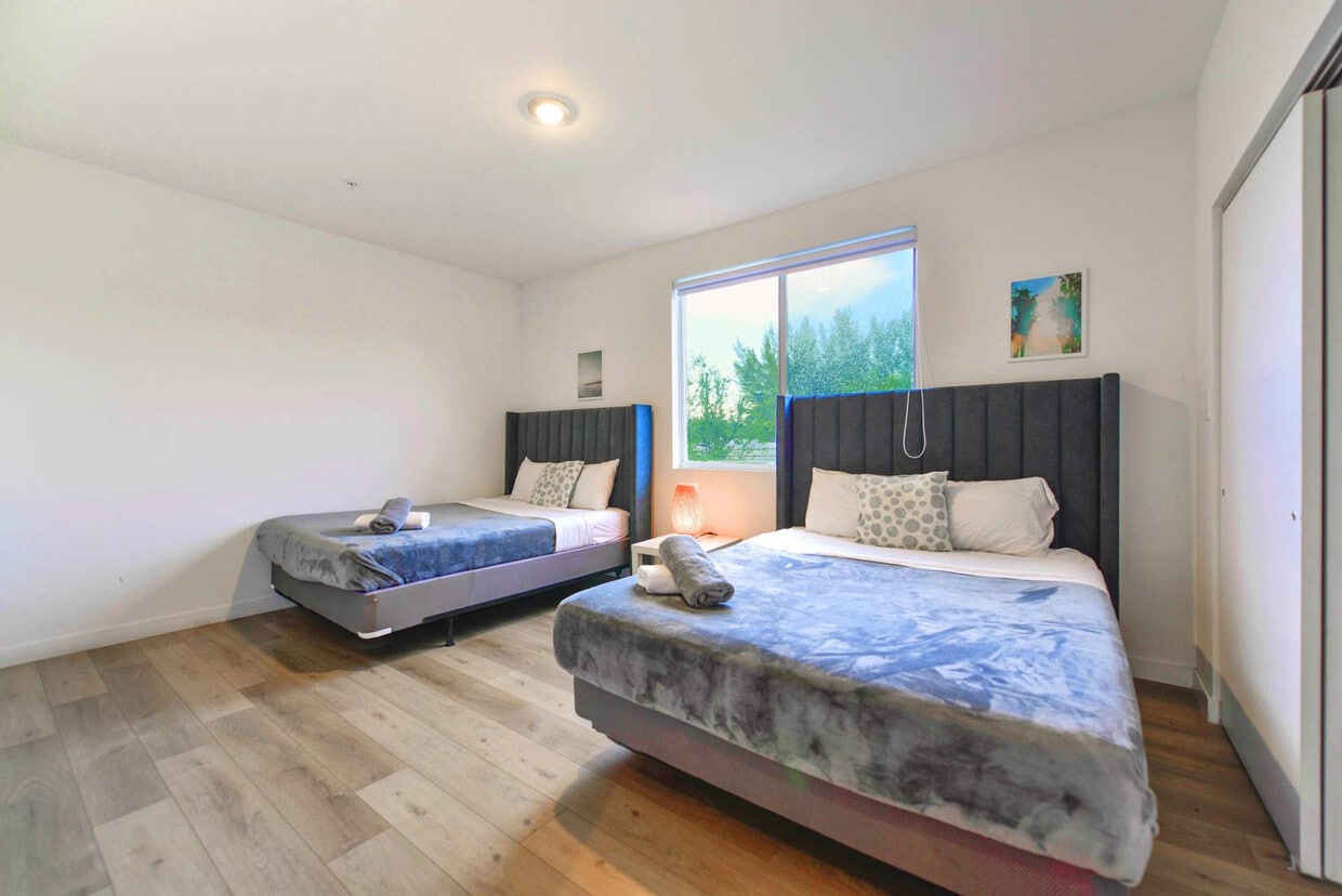 Foto principal - 171 NW 158th St