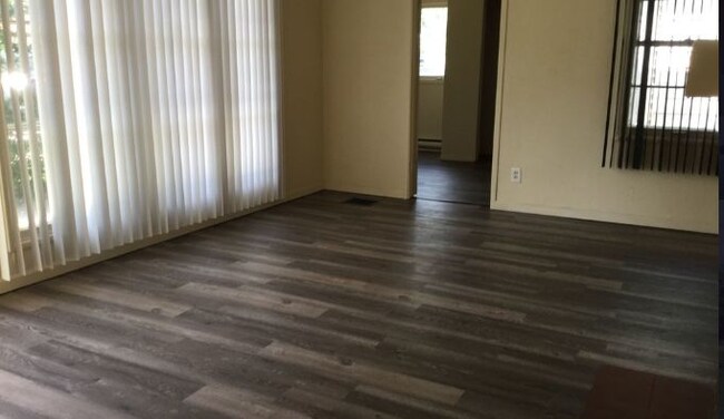 Building Photo - 6304 W. Nash Street - 3 Bedroom Home