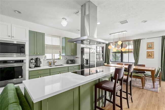 Foto del edificio - 1023 NW 100th Ave