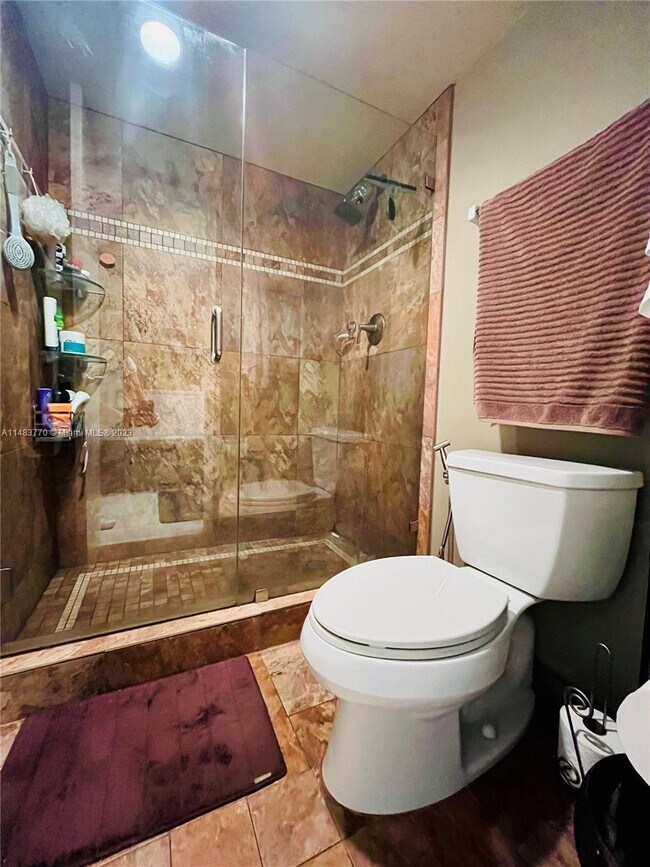 Foto del edificio - 4017 N Cypress Dr