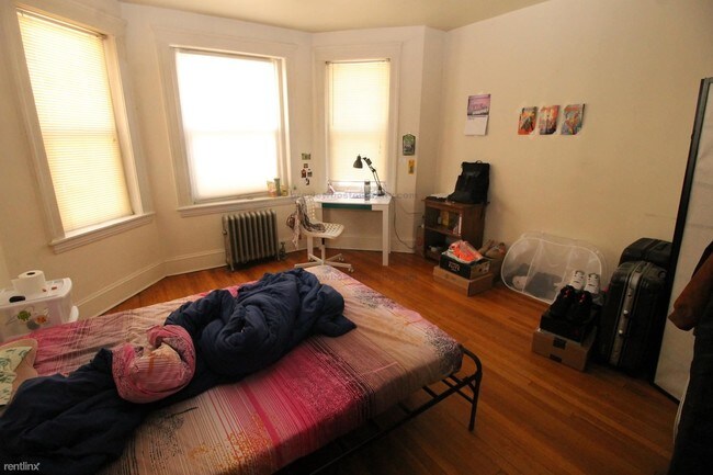 Foto del edificio - 241 Freeman St