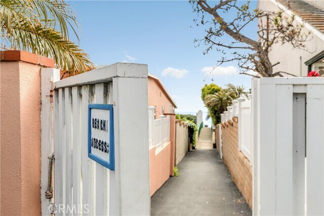 Building Photo - 31032 Aliso Cir