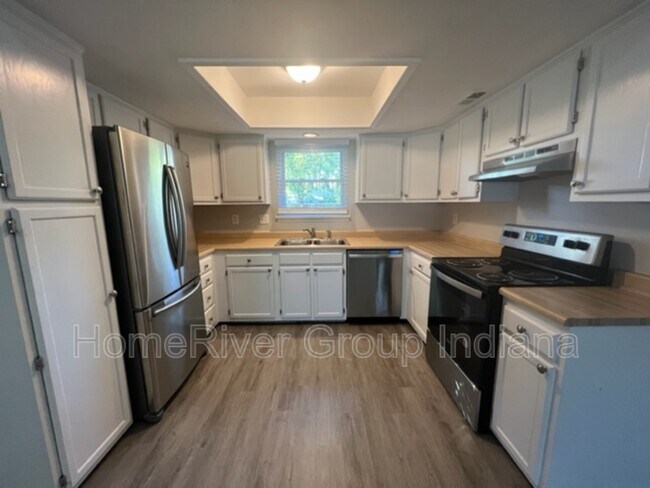 Building Photo - 186 Thornleigh Ct