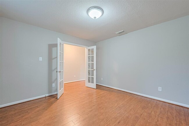 Building Photo - 17323 Thicket Hollow Ln
