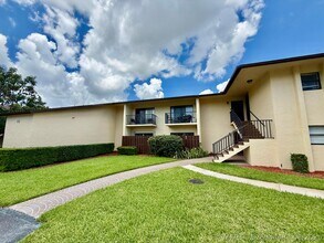Building Photo - 2050 Oleander Blvd
