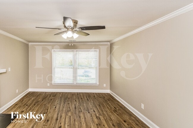 Building Photo - 701 Whitby Ct