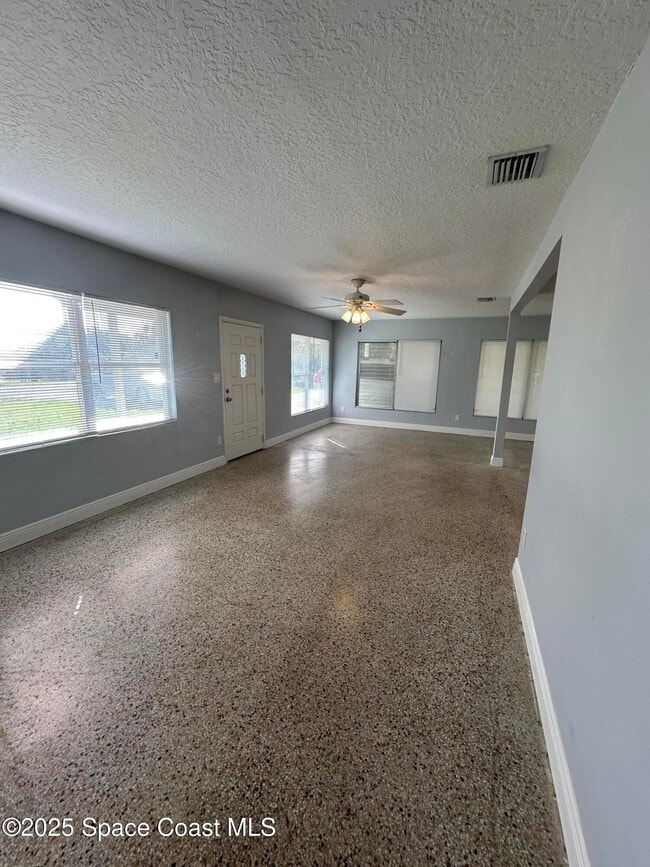 Foto del edificio - 7780 Northern Oak St