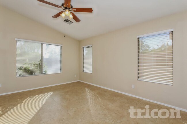 Foto del edificio - 10571 W Crimson Ln