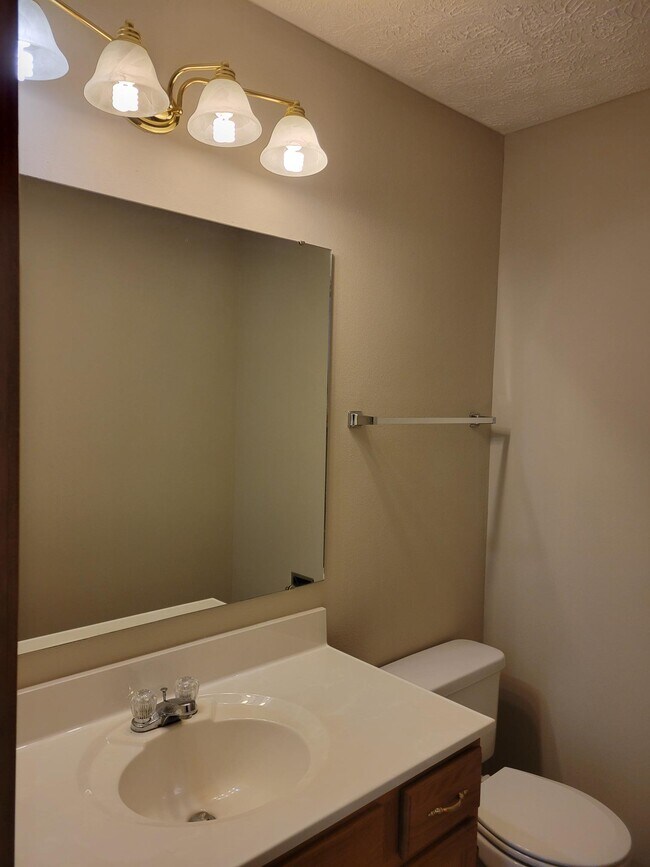 Foto del edificio - 482 Parkside Commons Ct