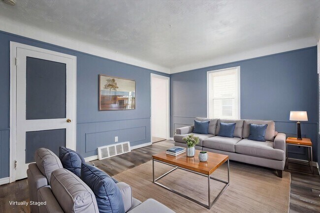 Foto del edificio - 19435 McCormick St