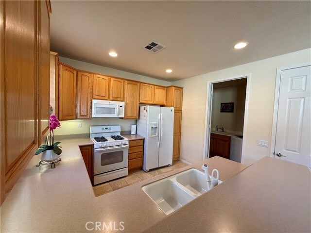 Building Photo - 924 Essex Rd