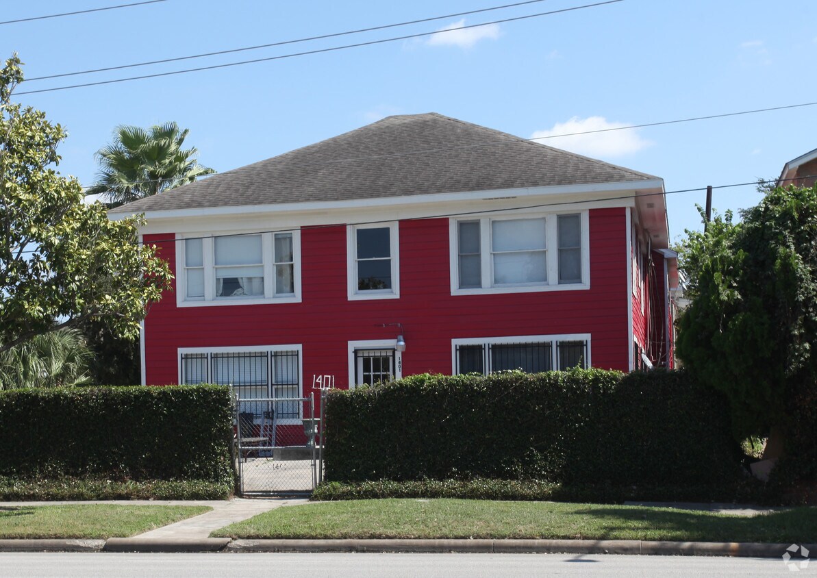 Building Photo - 1401 Waugh Dr