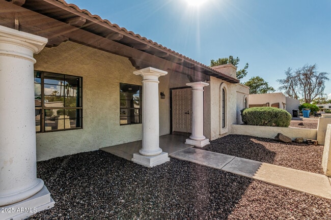 Foto del edificio - 6827 E Redfield Rd