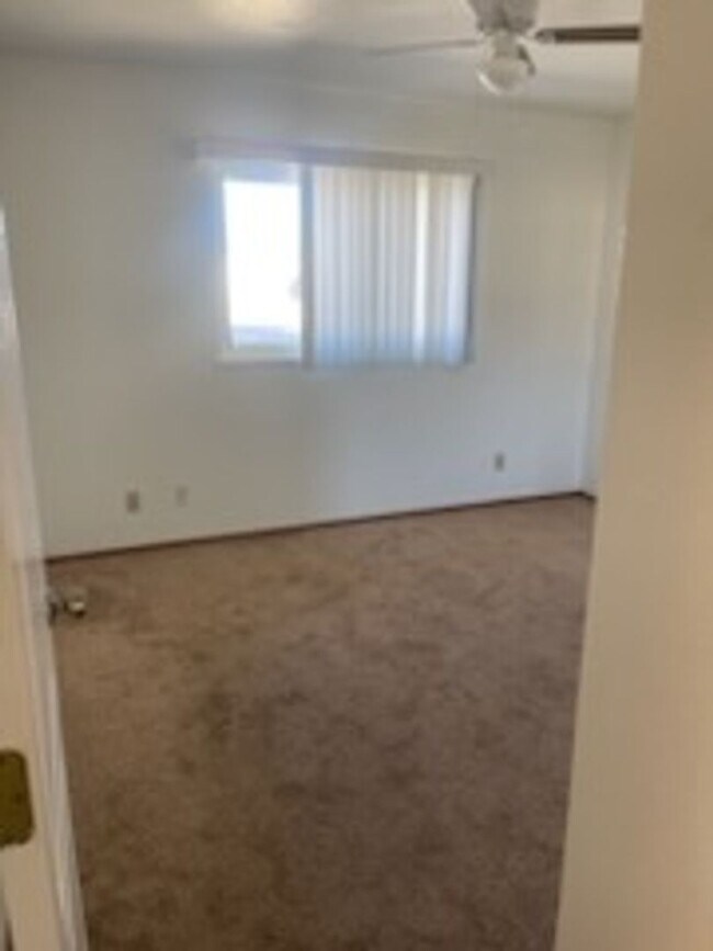 Foto del edificio - 3 Bedroom home in Lake California