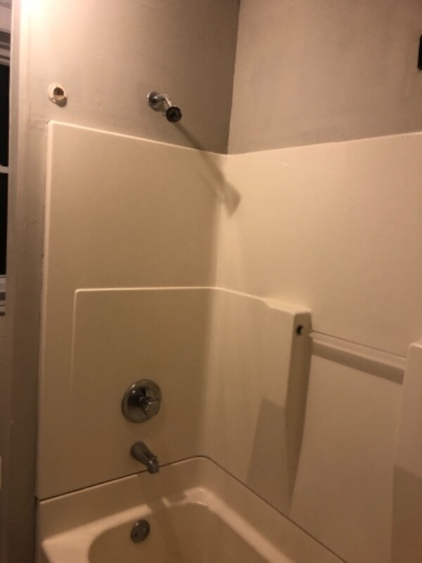 Foto del edificio - 4238 Dewey Ave