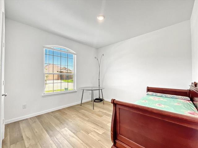 Building Photo - 9728 Wild Pr Wy